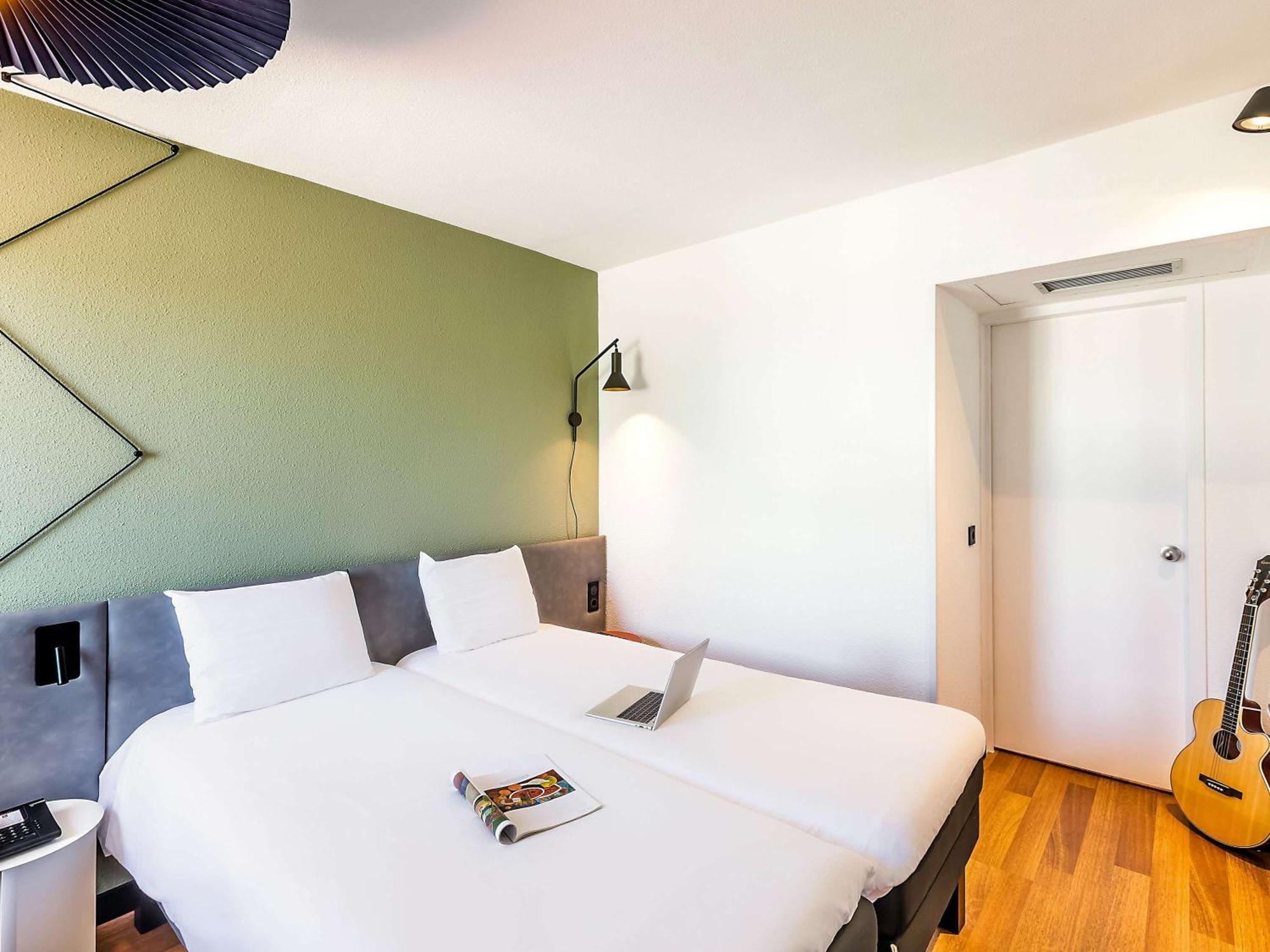 Hotel Ibis Евора Екстериор снимка