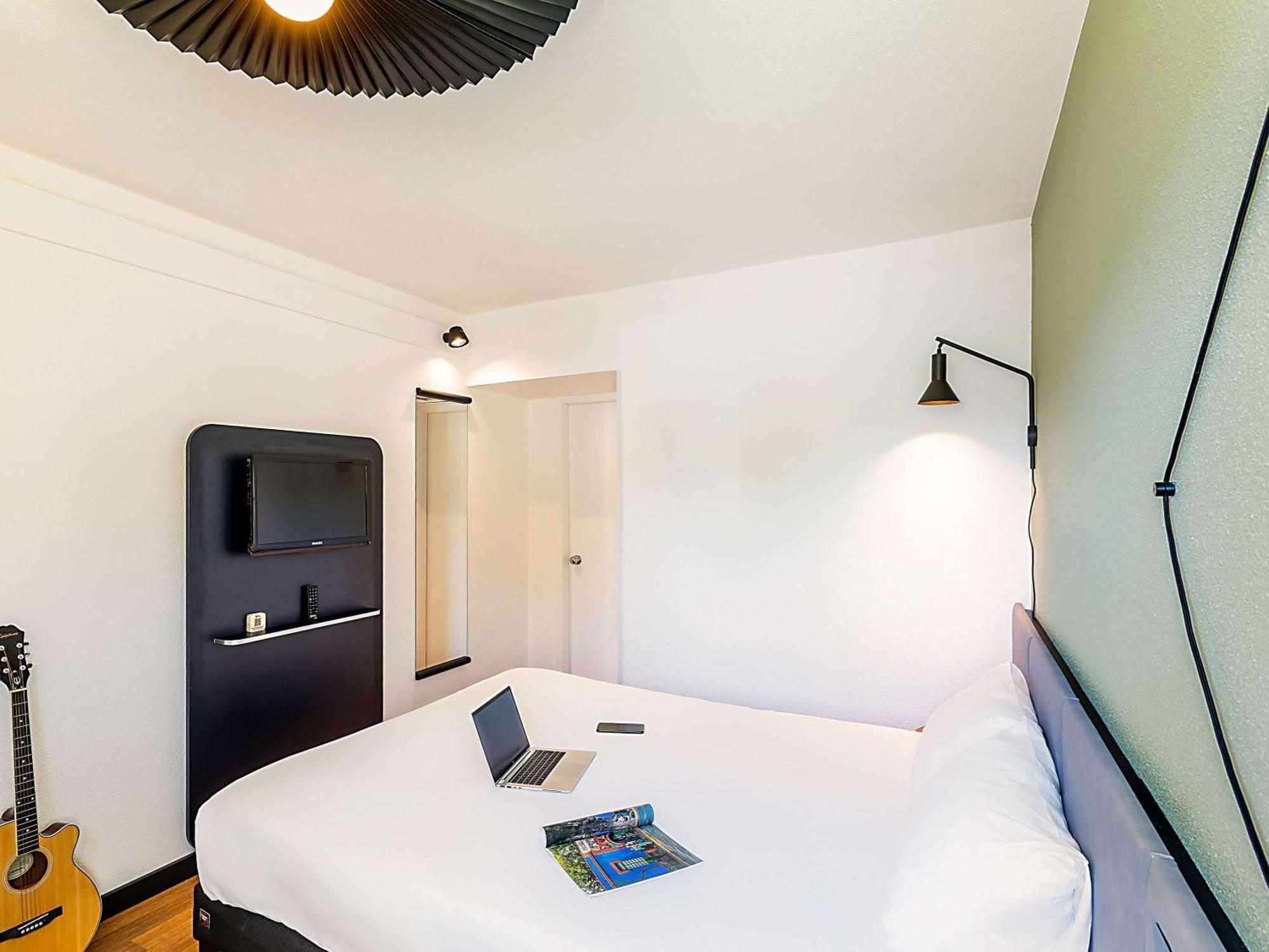 Hotel Ibis Евора Екстериор снимка